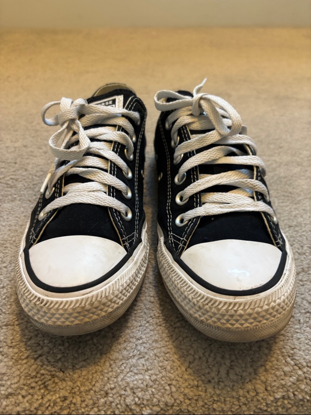 Women’s size 7 Converse all stars. EUC - Picture 2 of 5